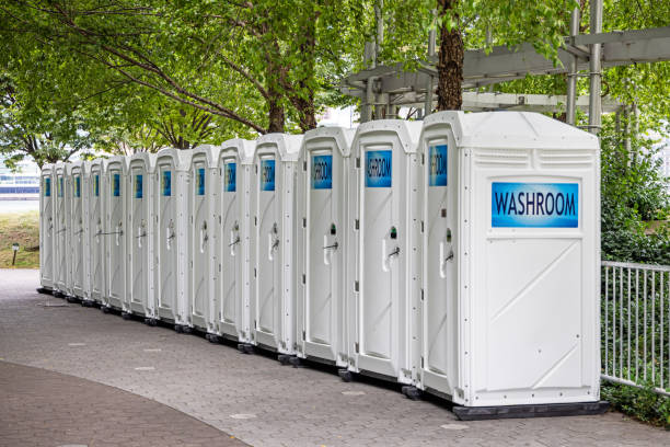 Best Portable bathroom rental  in Crestview, FL